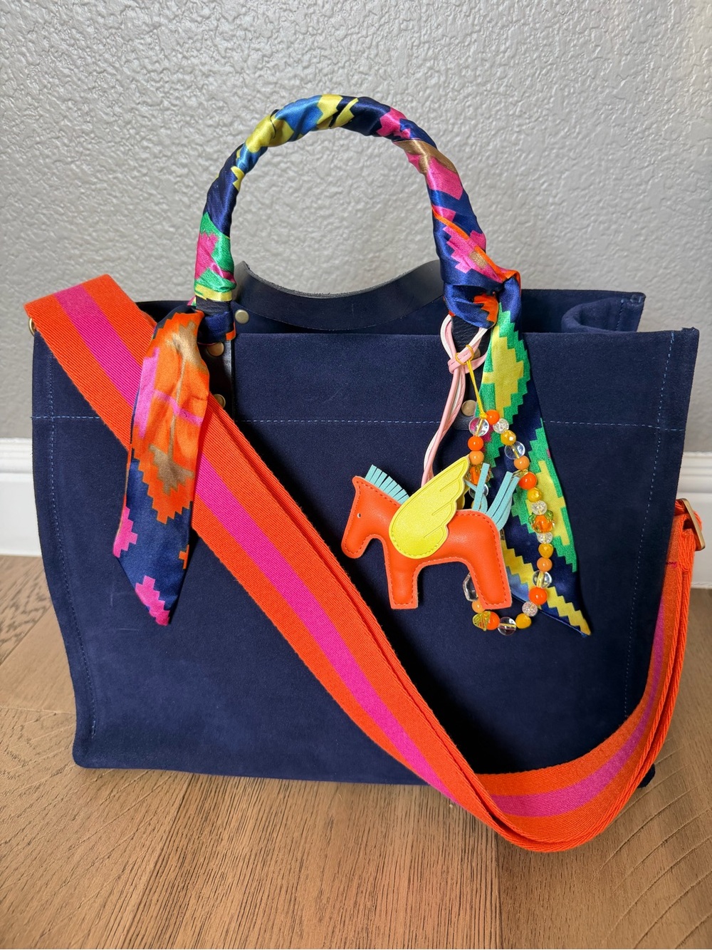 Parker thatch medium Mimi in navy suede